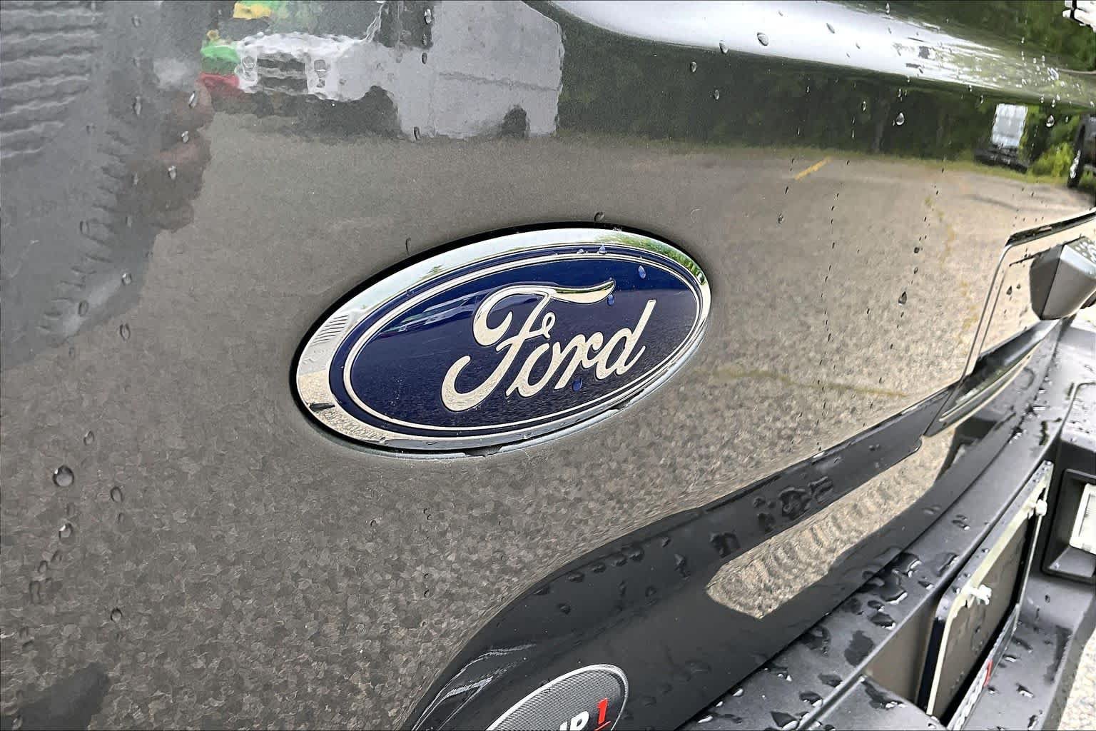 Certified 2025 Ford Bronco Sport Outer Banks w/ Outer Banks Tech Package+ AWD/4WD image 33