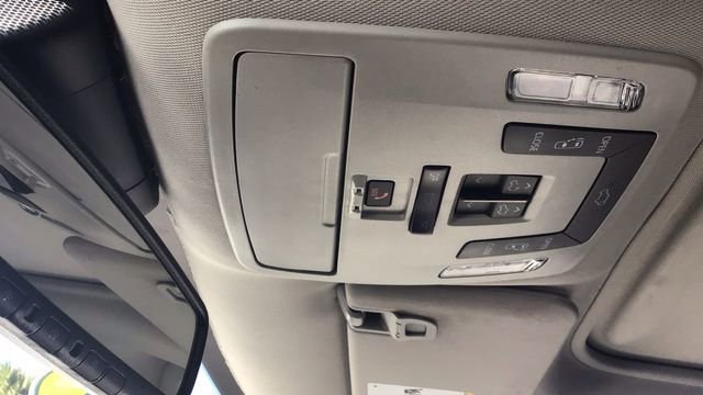 Used 2024 Toyota Sienna XLE image 23