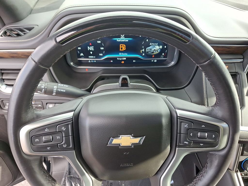 Used 2023 Chevrolet Tahoe Premier w/ Advanced Technology Package image 21