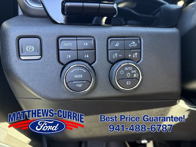 Used 2025 Chevrolet Silverado 1500 High Country AWD/4WD image 28
