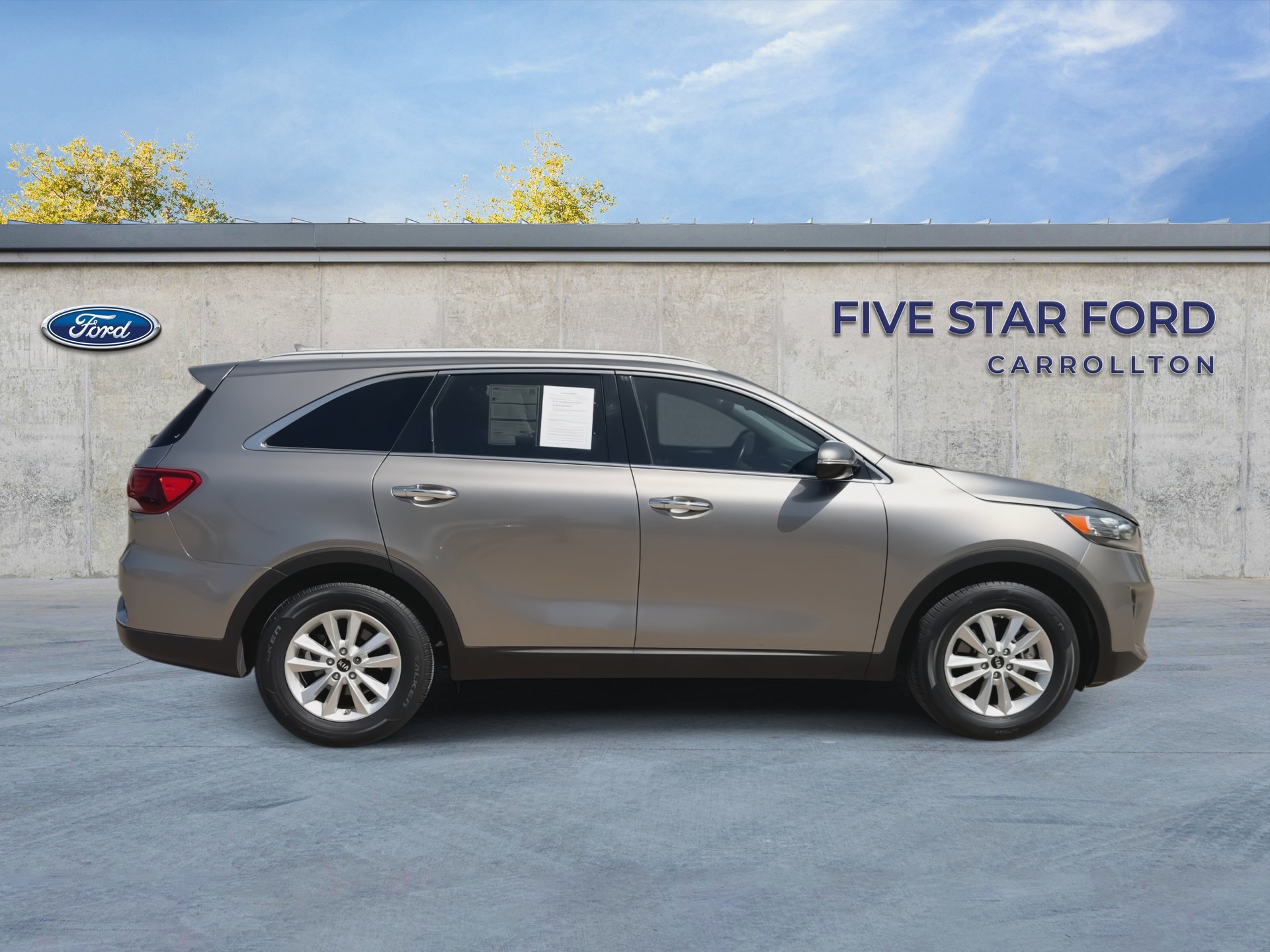 Used 2019 Kia Sorento FWD w/ LX Convenience Package image 9