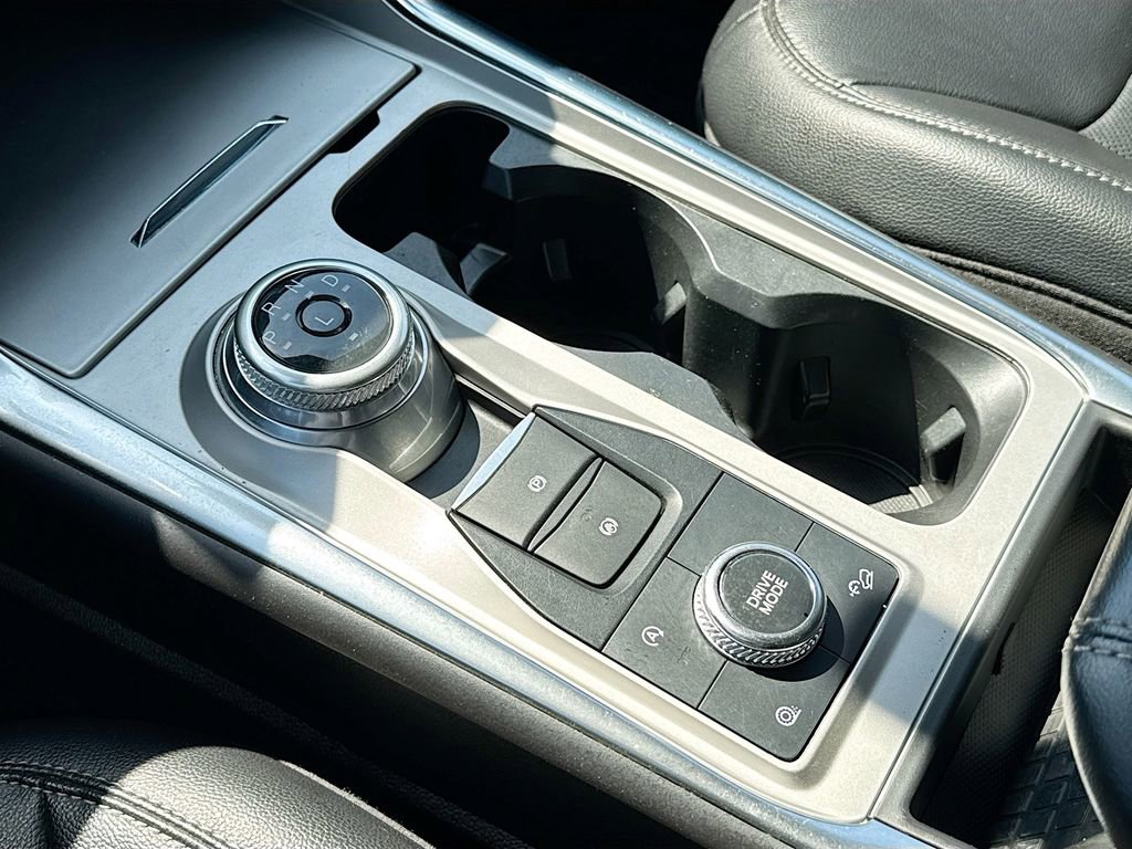 Certified 2022 Ford Explorer Limited AWD/4WD image 15