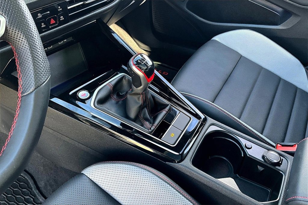 Used 2023 Volkswagen GTI SE image 15