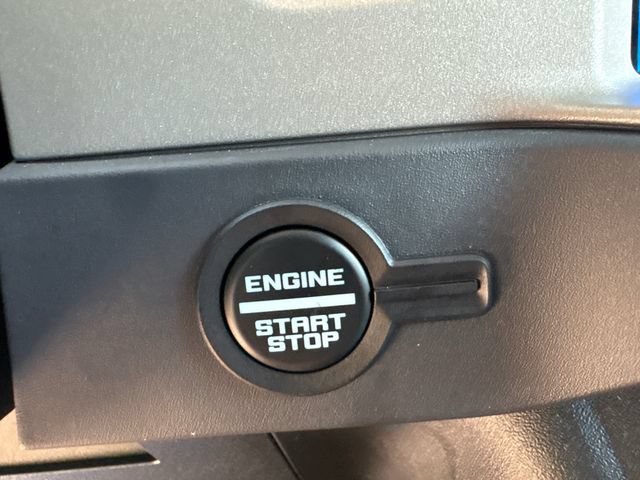 Certified 2025 Ford Bronco Outer Banks w/ Black Appearance Package AWD/4WD image 32