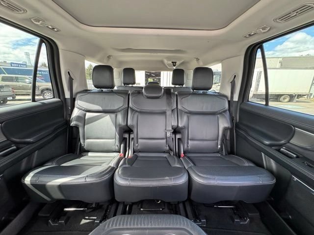 Certified 2025 Ford Expedition Max Platinum AWD/4WD image 42