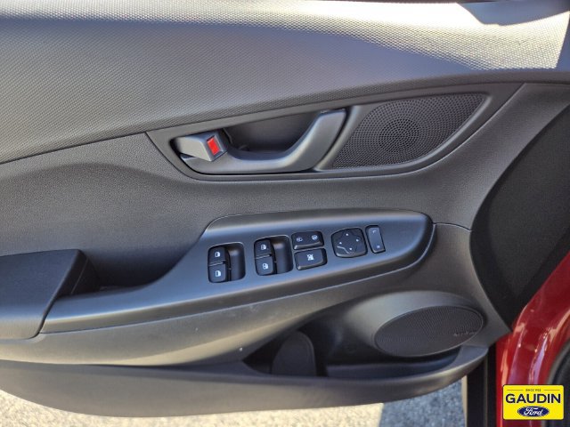 Used 2021 Hyundai Kona SEL Plus w/ Cargo Package FWD image 18