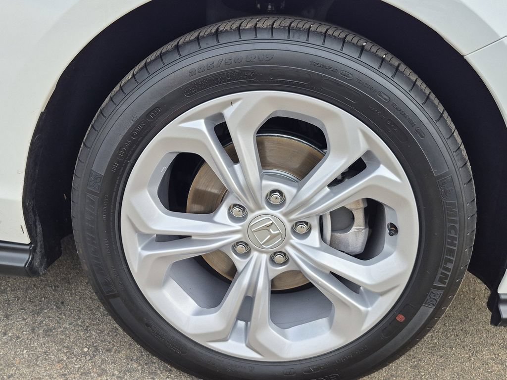 Used 2025 Honda Accord LX image 12