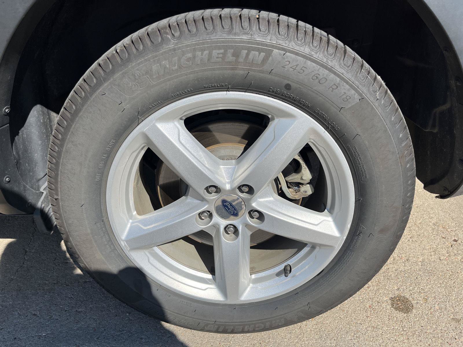Certified 2018 Ford Explorer XLT w/ Equipment Group 201A FWD image 11