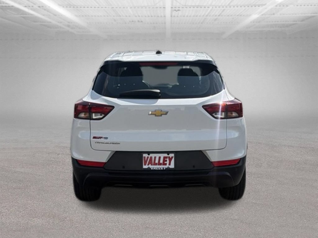 Used 2021 Chevrolet TrailBlazer LS FWD image 11