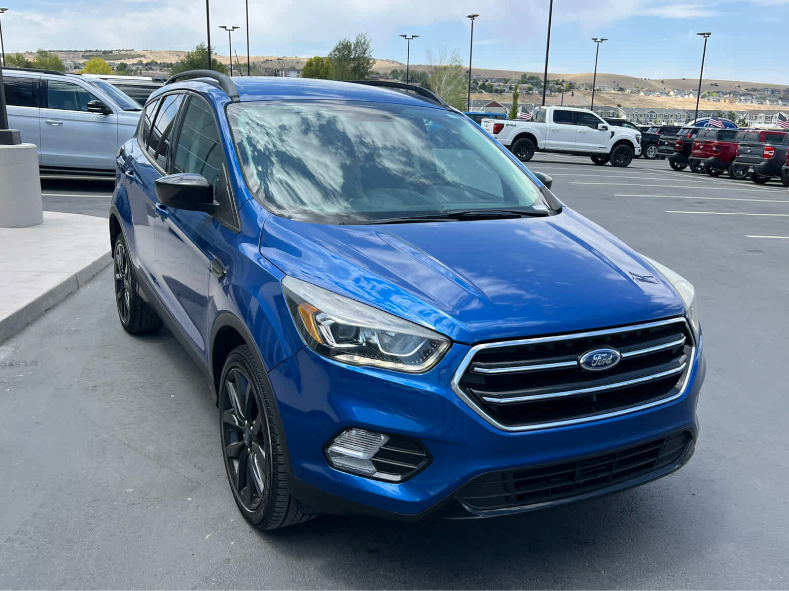 Certified 2019 Ford Escape SE AWD/4WD image 4