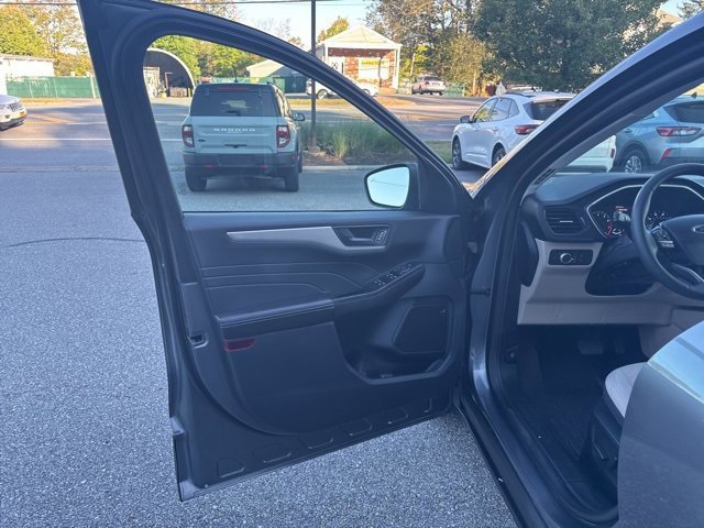 Certified 2022 Ford Escape SE w/ Convenience Package image 13