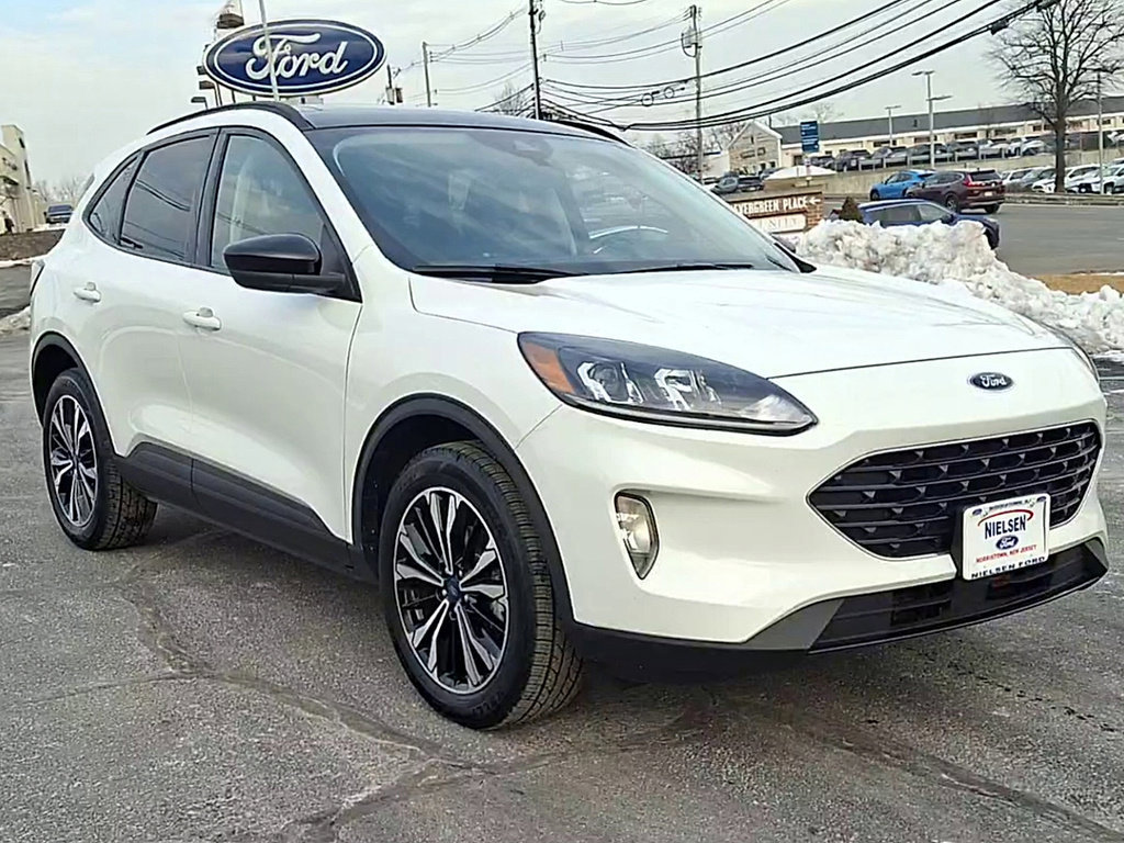 Certified 2022 Ford Escape SEL w/ SEL Stealth AWD Package image 13