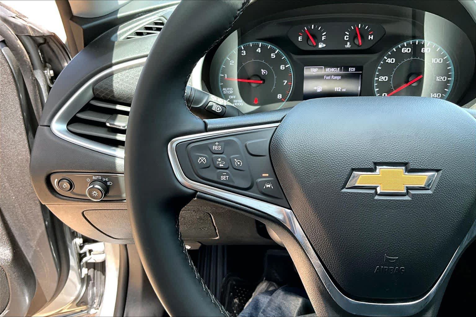 Used 2025 Chevrolet Malibu RS FWD image 24