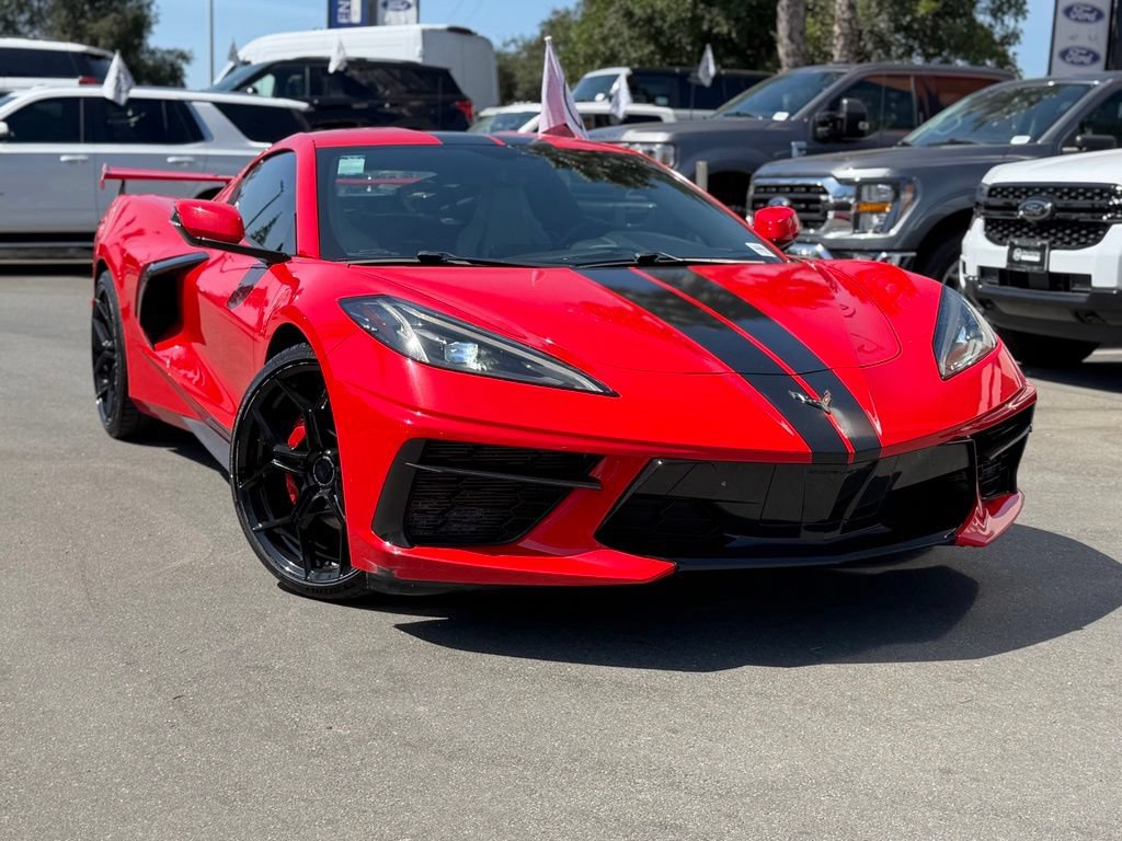 Used 2022 Chevrolet Corvette Stingray Coupe w/ 1LT RWD image 3