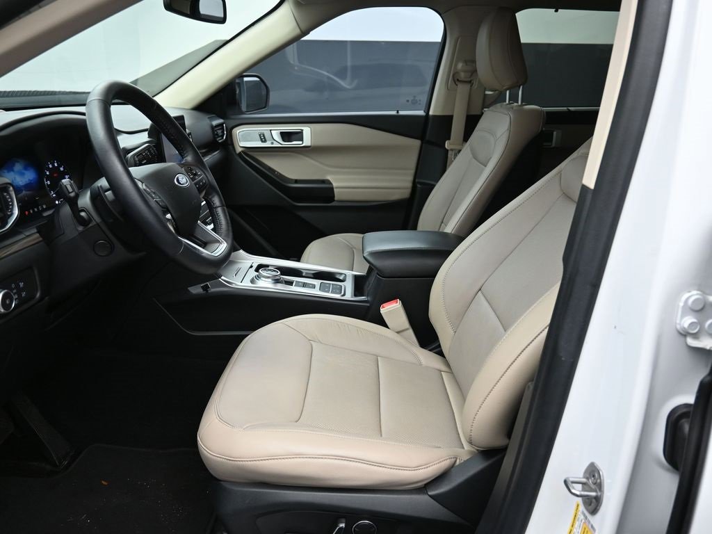 Certified 2020 Ford Explorer Limited image 13