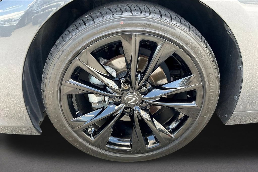 Used 2024 Lexus ES 350 F Sport w/ Accessory Package (Z2) FWD image 34
