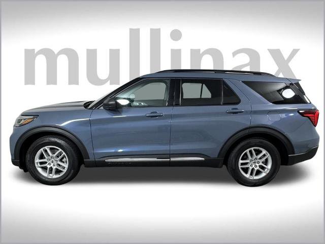 Certified 2025 Ford Explorer Active image 12