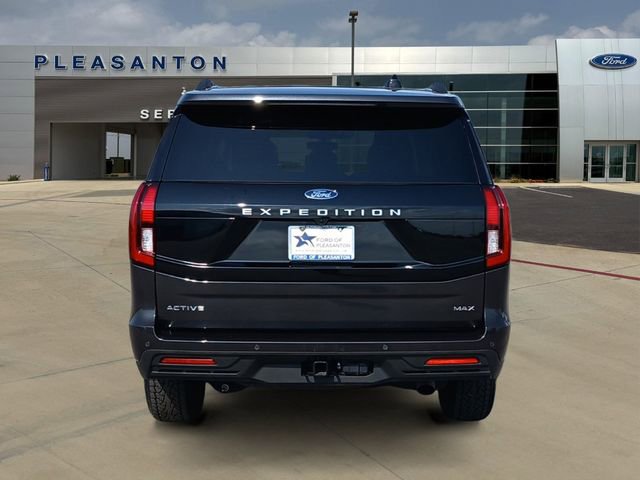Certified 2025 Ford Expedition Max Active RWD image 4