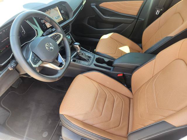 Used 2024 Volkswagen Jetta SEL FWD image 12