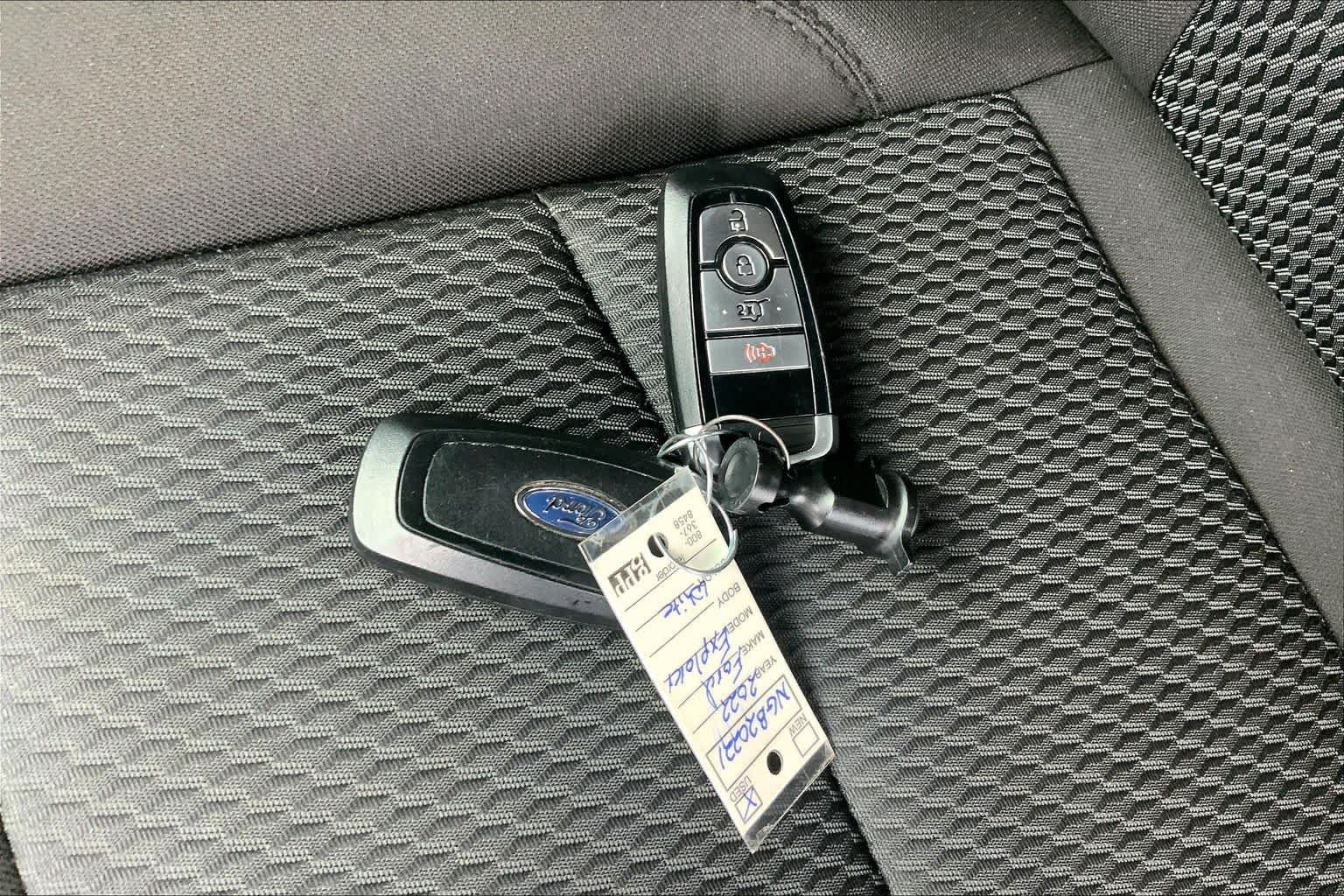 Certified 2022 Ford Explorer XLT RWD image 15