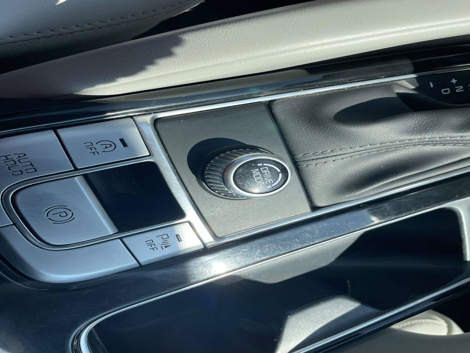Used 2022 Kia Telluride S FWD image 21