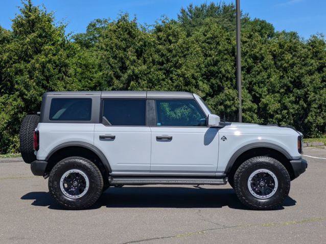 Certified 2026 Ford Bronco Outer Banks w/ Sasquatch Package AWD/4WD image 2