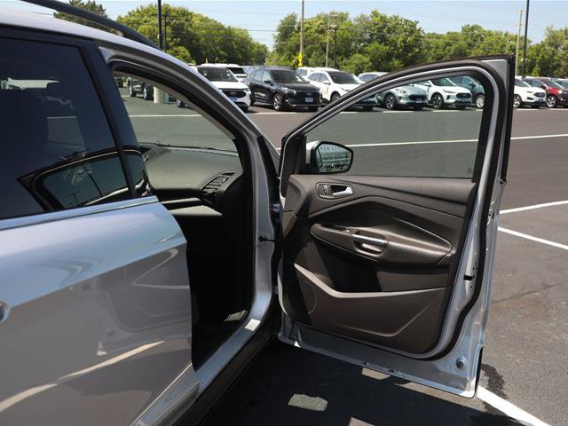 Certified 2018 Ford Escape SE w/ Ford Safe & Smart Package FWD image 23