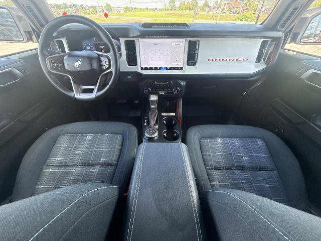 Certified 2025 Ford Bronco Heritage Edition AWD/4WD image 18