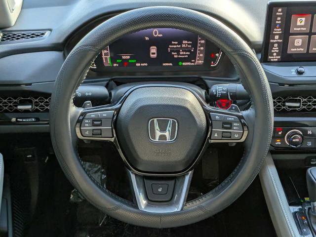 Used 2025 Honda Accord Touring image 32