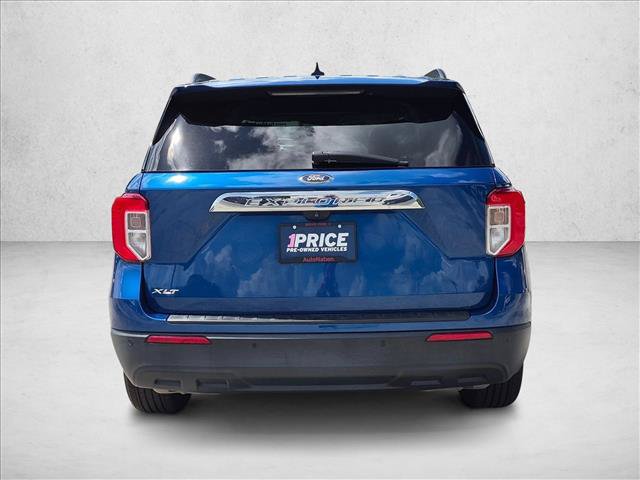 Certified 2021 Ford Explorer XLT RWD image 5