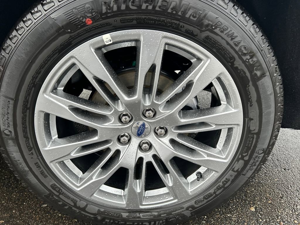 Certified 2025 Ford Explorer Active w/ Active Comfort Package image 13