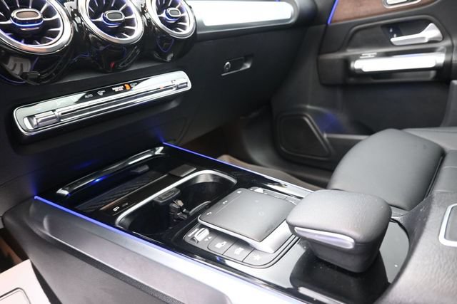 Used 2022 Mercedes-Benz GLB 250 4MATIC image 15
