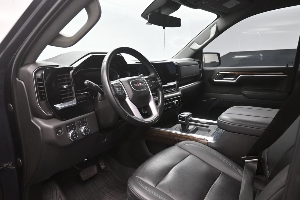 Used 2023 GMC Sierra 1500 Elevation w/ Elevation Premium Package AWD/4WD image 19