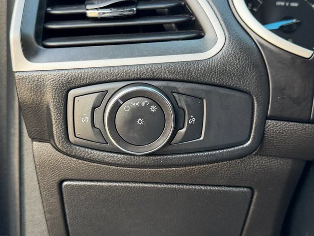 Certified 2018 Ford Edge SEL FWD image 24