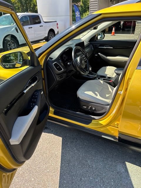 Used 2021 Kia Seltos SX w/ SX Sunroof Package AWD/4WD image 15