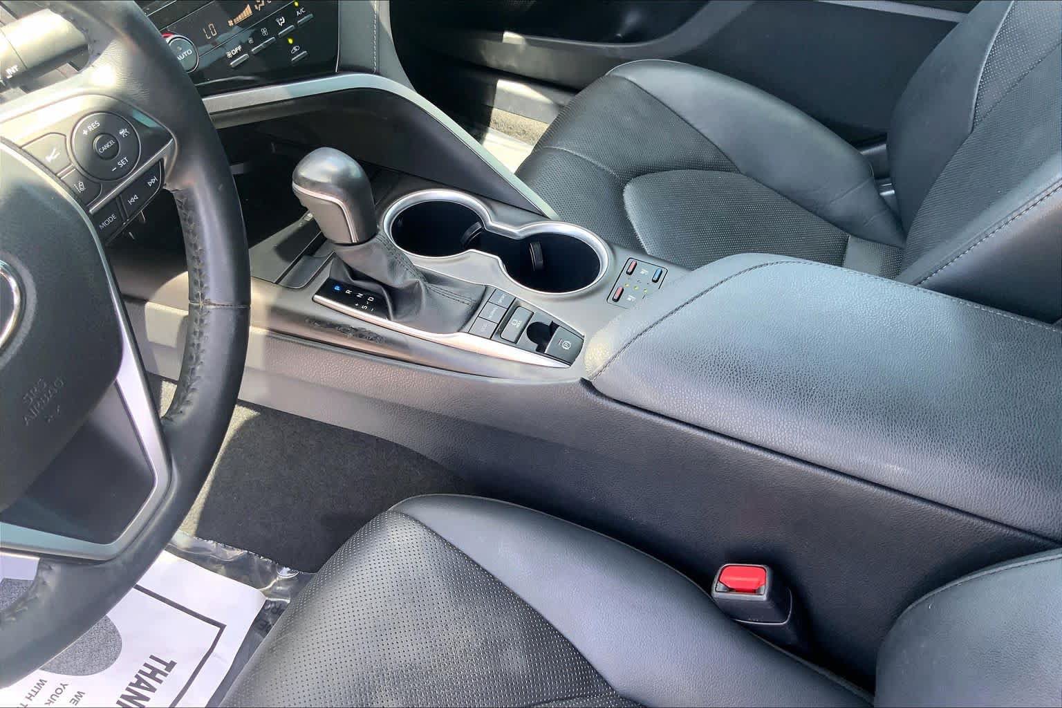 Used 2024 Toyota Camry XLE w/ Navigation Package FWD image 17