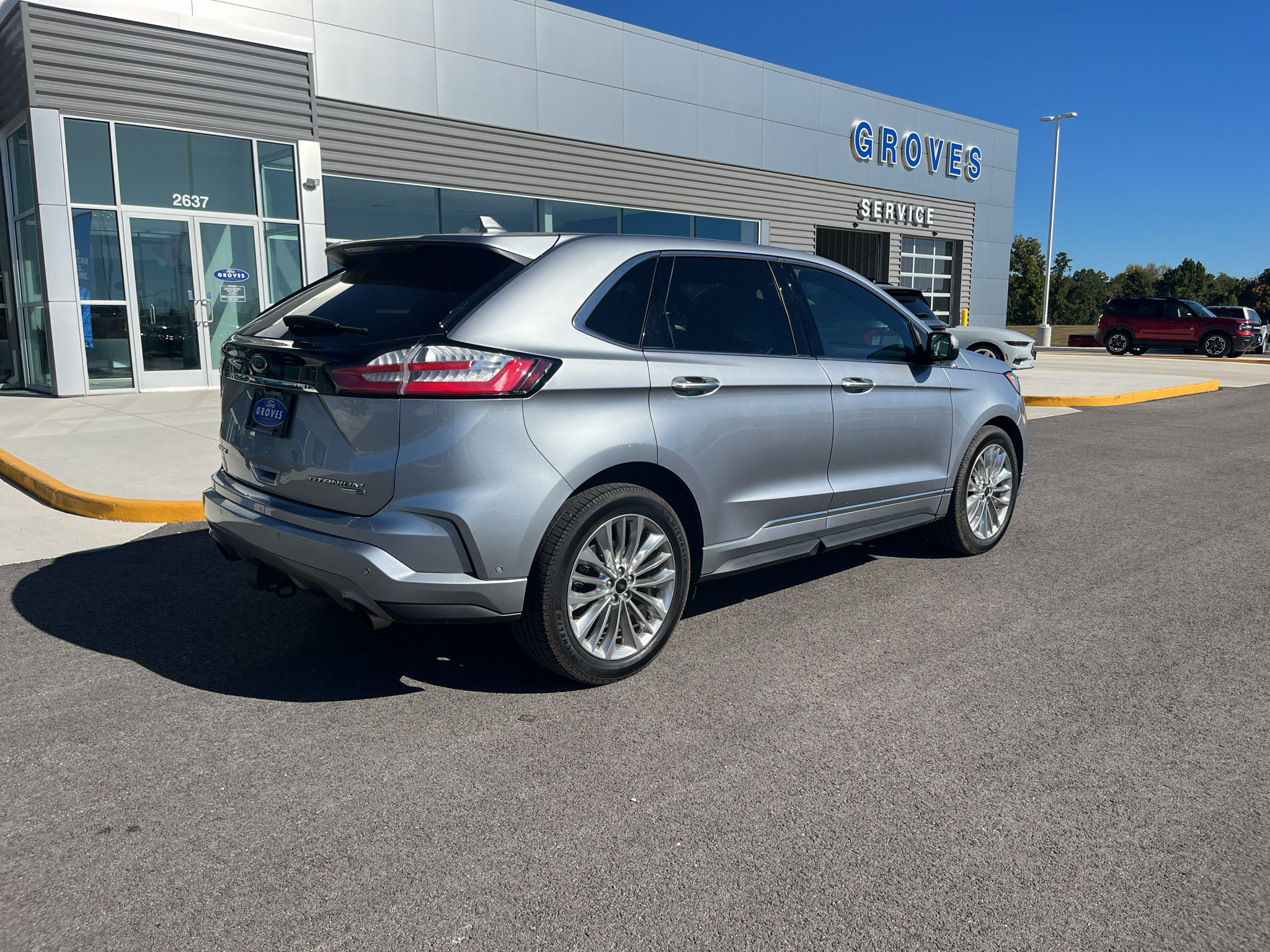 Certified 2020 Ford Edge Titanium w/ Equipment Group 301A AWD/4WD image 5