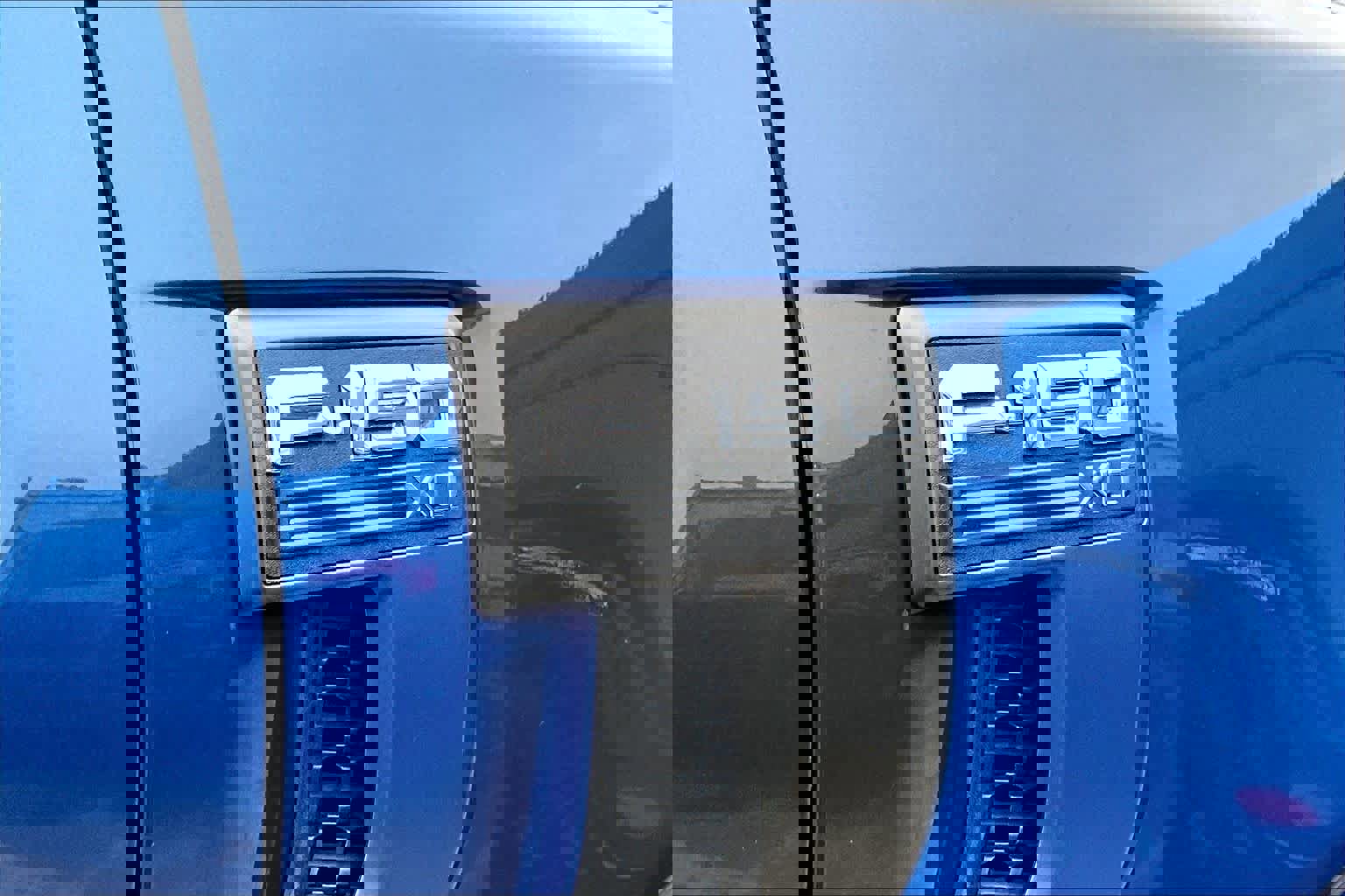 Certified 2022 Ford F150 XLT w/ Equipment Group 302A High image 12