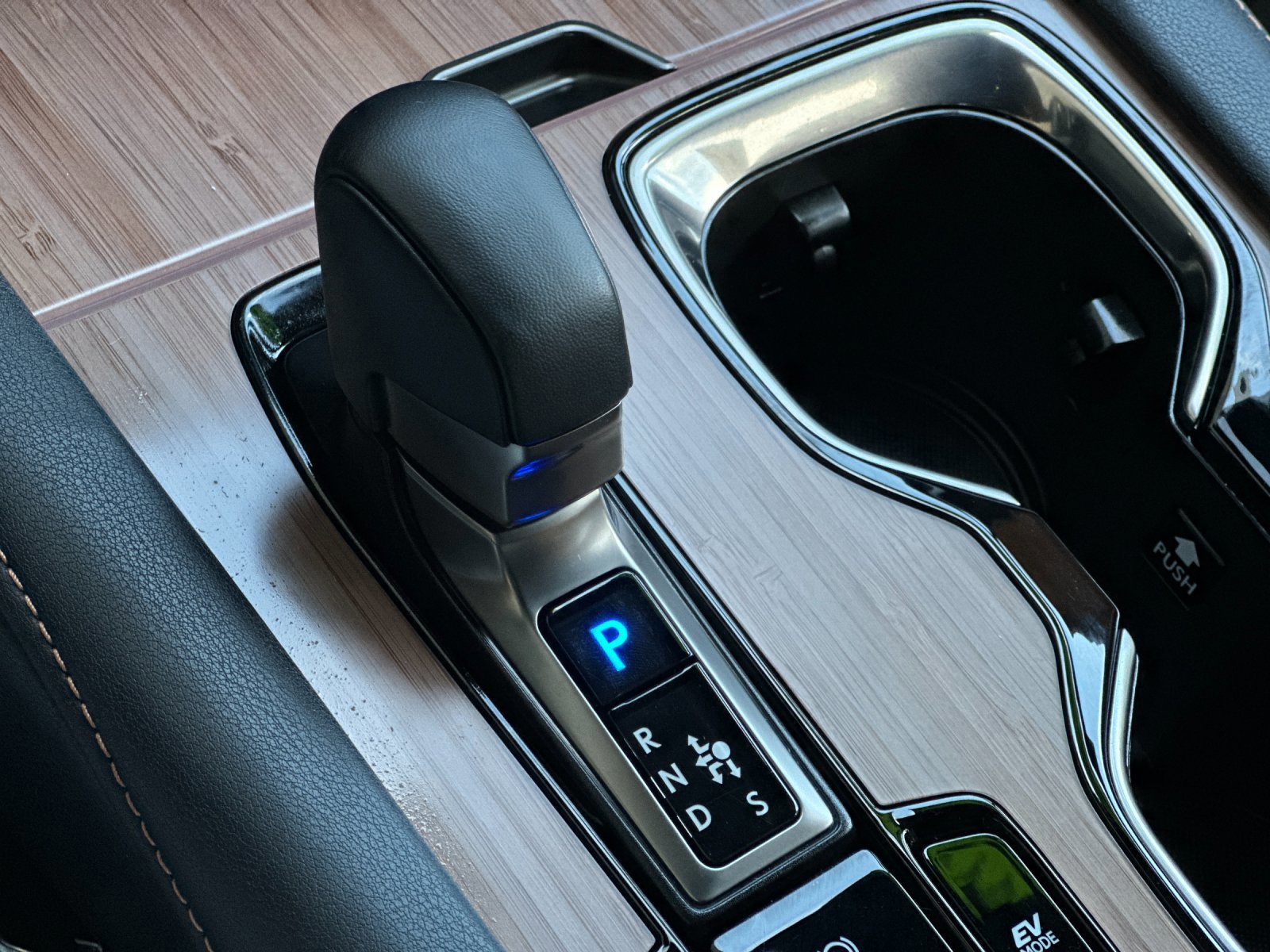 Used 2023 Lexus RX 350h image 22