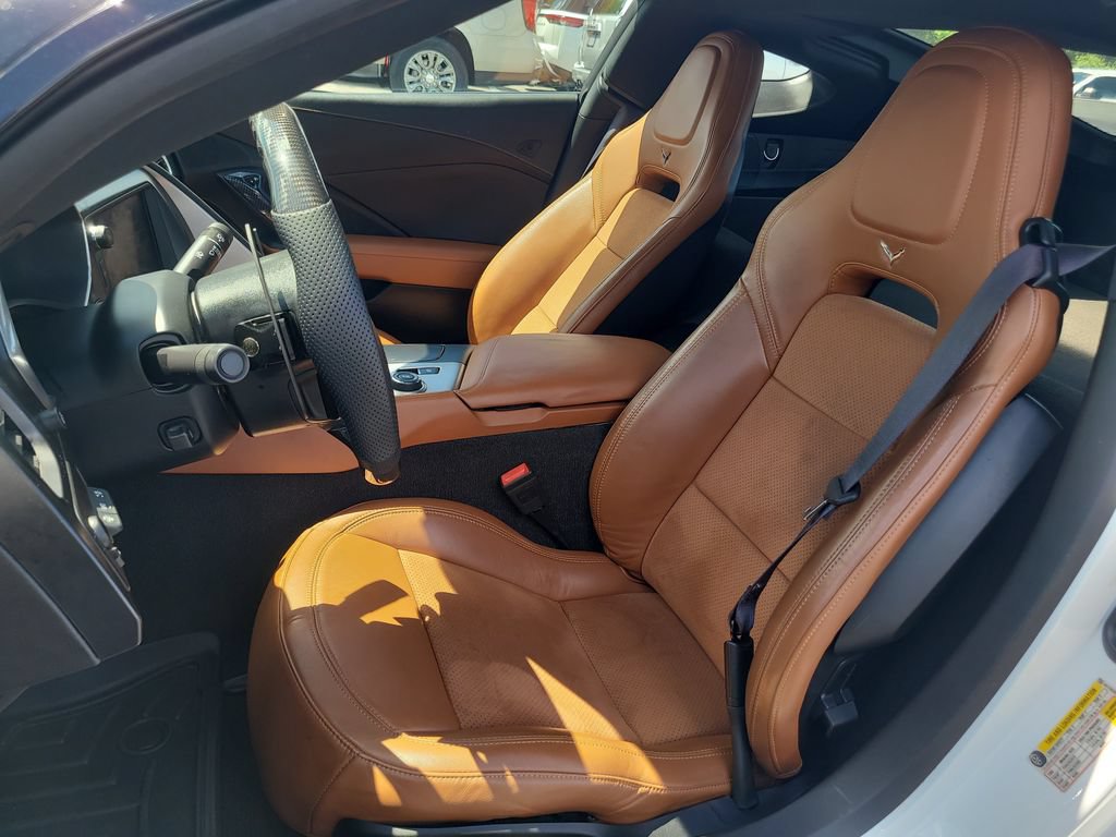 Used 2017 Chevrolet Corvette Stingray Coupe RWD image 14
