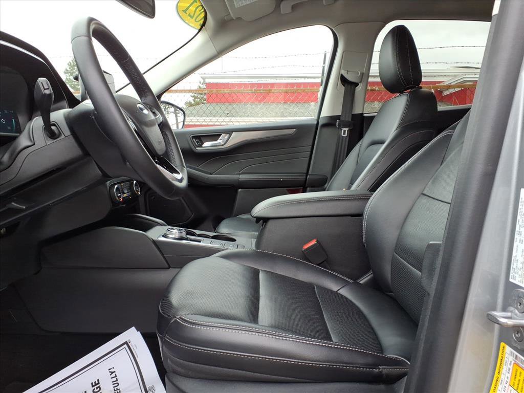 Certified 2021 Ford Escape Titanium image 14