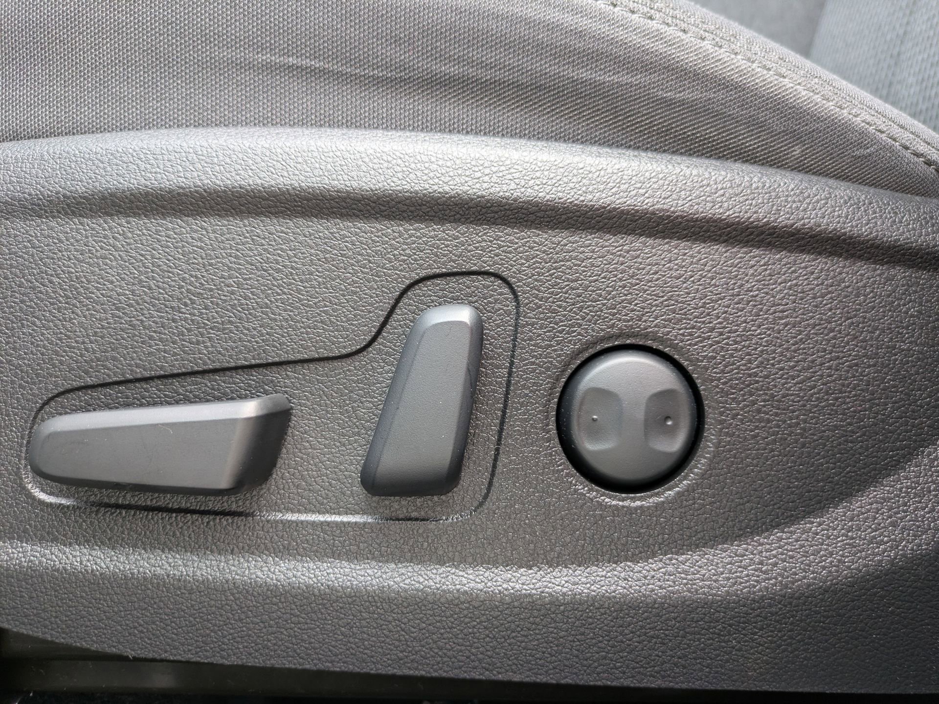 Used 2023 Hyundai Santa Fe SEL image 20