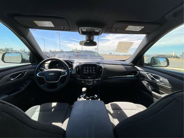 Used 2023 Chevrolet Traverse LT FWD image 27