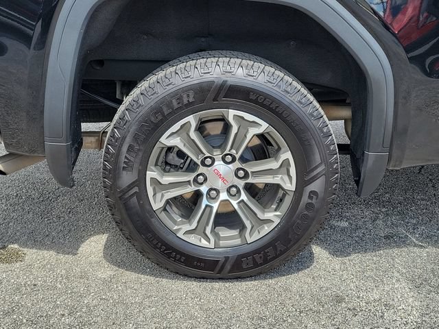 Used 2025 GMC Sierra 1500 SLT AWD/4WD image 6