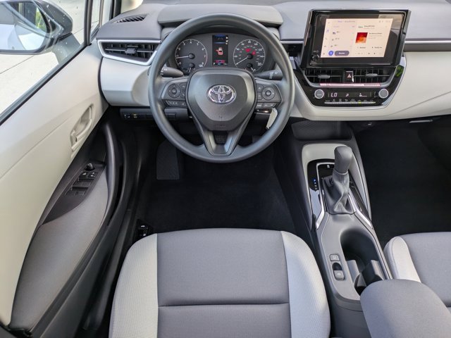 Used 2025 Toyota Corolla LE image 13