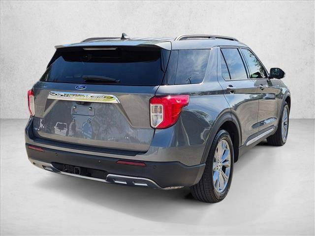 Certified 2024 Ford Explorer XLT w/ Equipment Group 202A RWD image 5