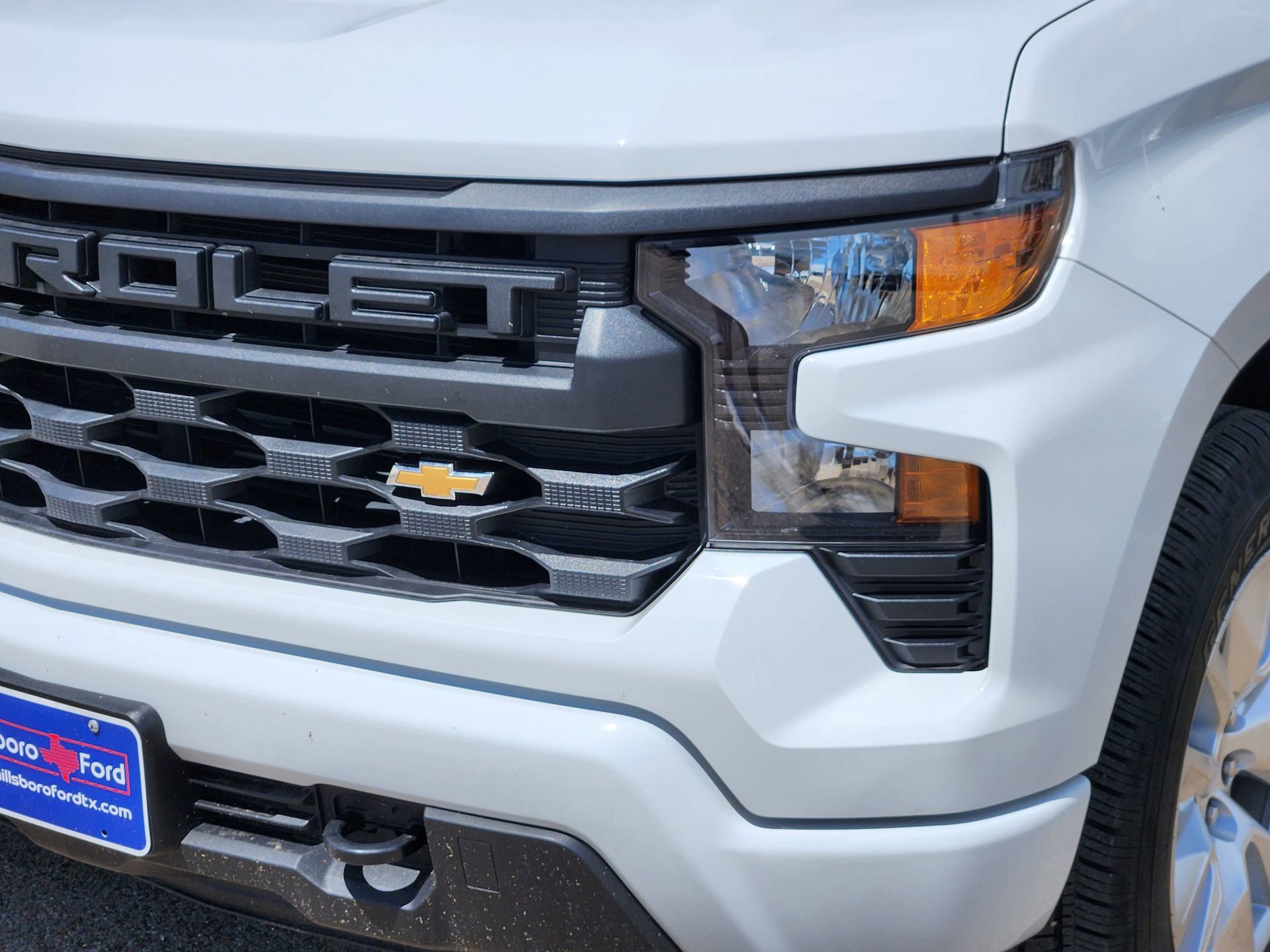 Used 2024 Chevrolet Silverado 1500 Custom image 10