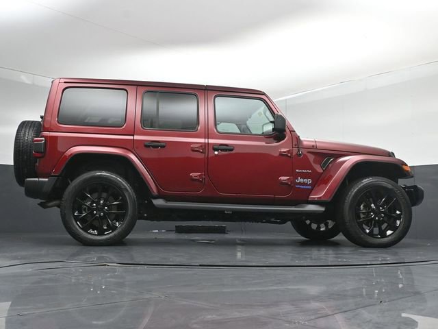 Used 2021 Jeep Wrangler Unlimited Sahara w/ Cold Weather Group AWD/4WD image 45