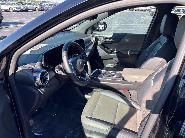 Used 2025 Chevrolet Equinox LT w/ Convenience Package II FWD image 26