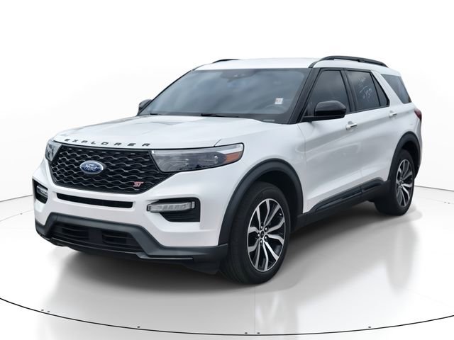 Certified 2022 Ford Explorer ST image 2